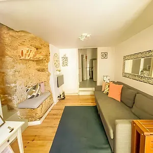 unique-cozy-with-3-bathrooms.hotels-lisbon-portugal.com/